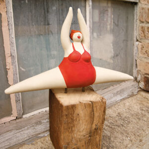 Donna yoga rossa