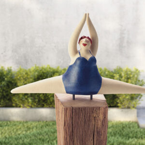 Donna yoga blu